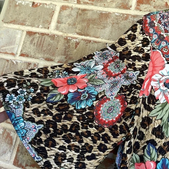 Unbranded Floral Leopard Print Bell Sleeve Tunic Top - Picture 2 of 9